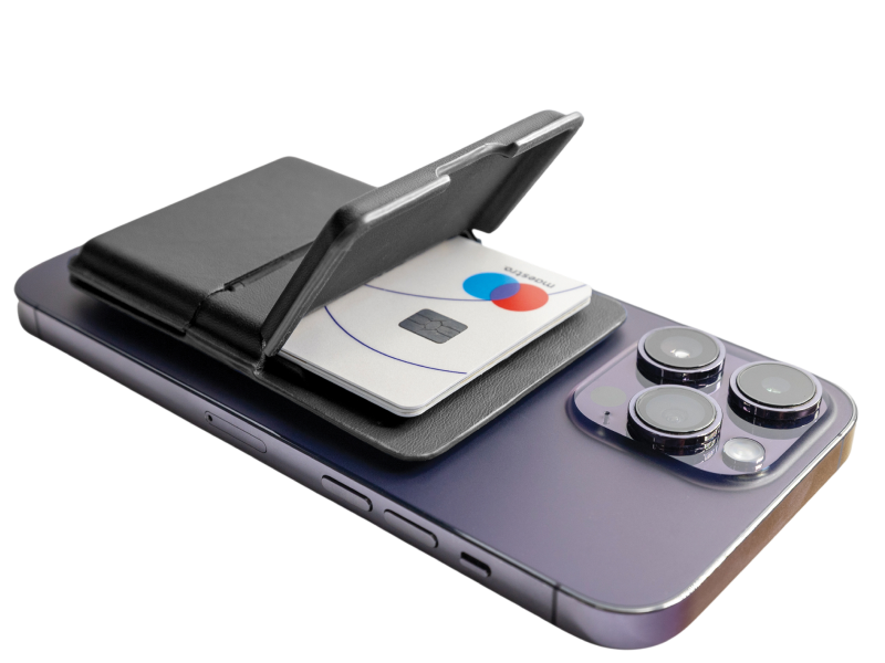 MagSafe wallet